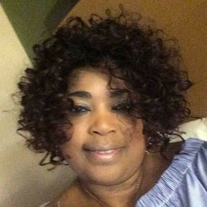 Meet your Posher, Toyna